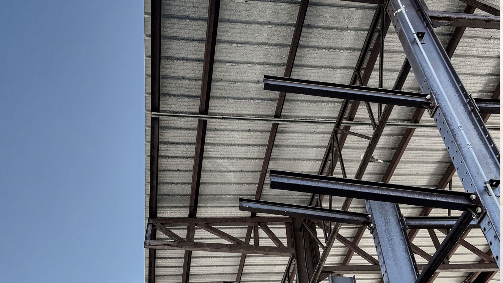 Buca Demirci Çelik Çatı Yapımı